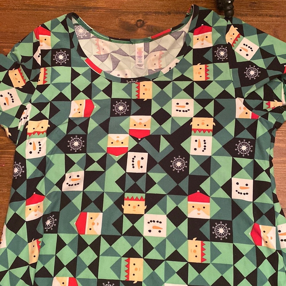 Lularoe Christmas Top Large